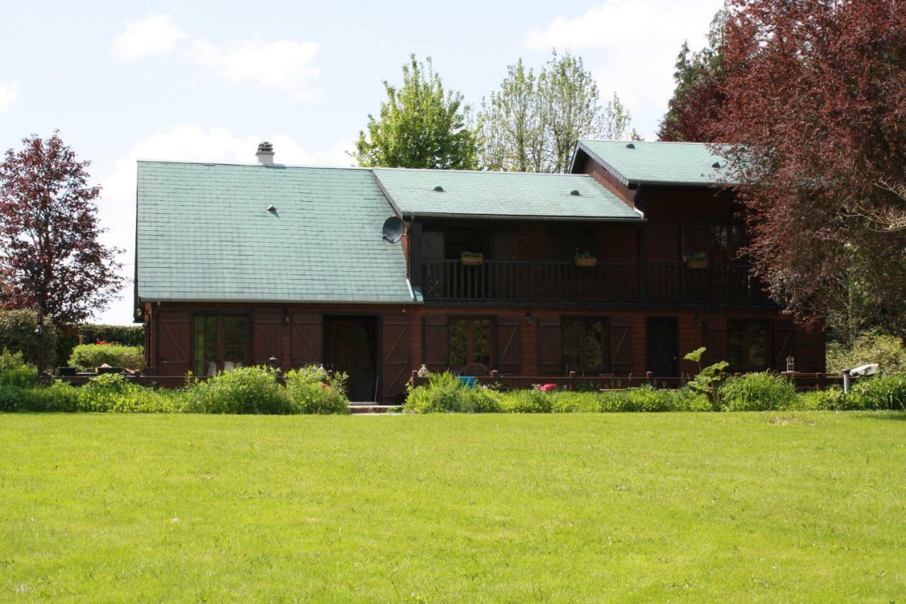 Spruce Lake Bed & Breakfast Sauviat-sur-Vige Exterior photo