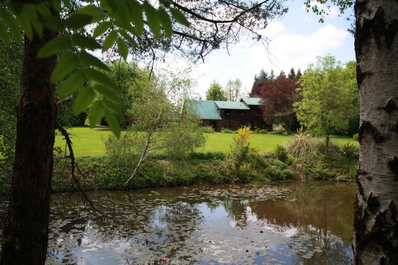 Spruce Lake Bed & Breakfast Sauviat-sur-Vige Exterior photo