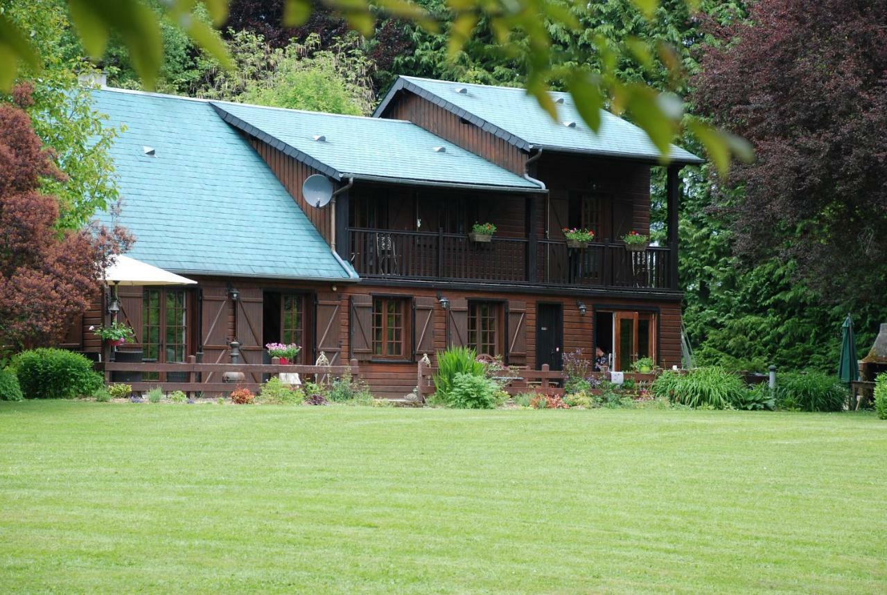 Spruce Lake Bed & Breakfast Sauviat-sur-Vige Exterior photo